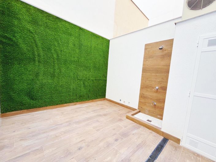 Image No.1-2 Bed Apartment for sale