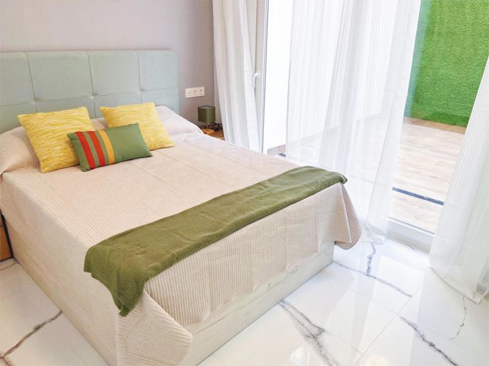 Image No.9-2 Bed Apartment for sale