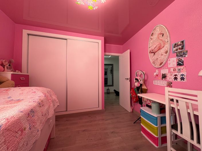 Image No.15-4 Bed Apartment for sale