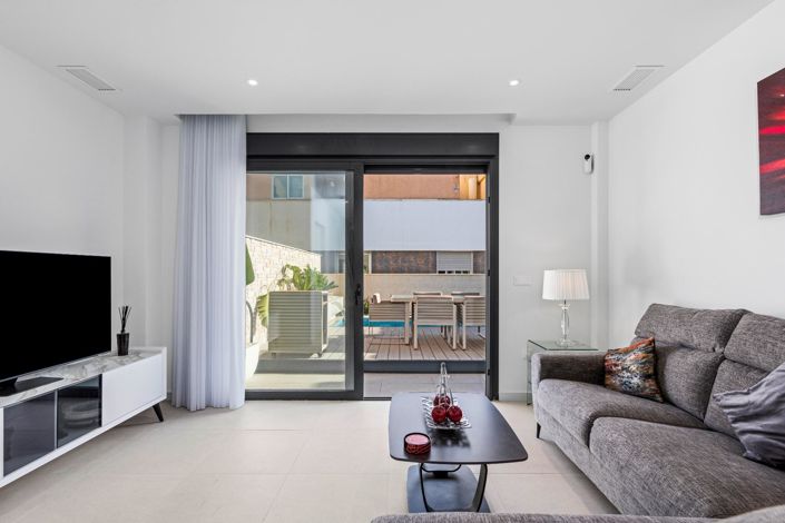 Image No.4-Villa de 4 chambres à vendre à Guardamar del Segura