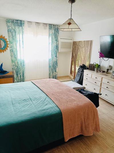 Image No.28-3 Bed Duplex for sale