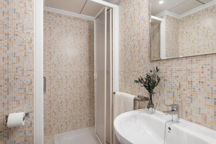 Image No.19-3 Bed Apartment for sale