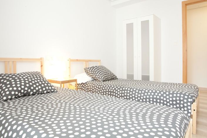 Image No.17-4 Bed Apartment for sale