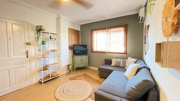 Image No.12-3 Bed Townhouse for sale