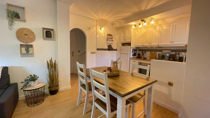 Image No.14-3 Bed Townhouse for sale