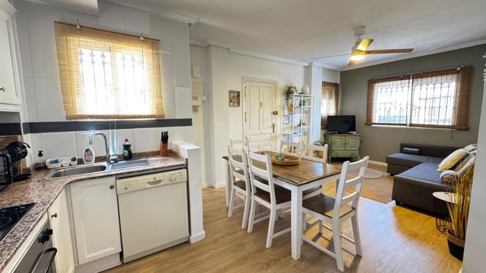 Image No.15-3 Bed Townhouse for sale