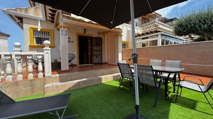 Image No.9-3 Bed Townhouse for sale