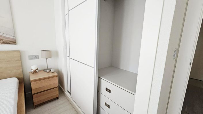 Image No.21-2 Bed Apartment for sale