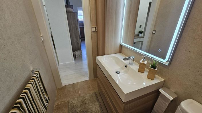 Image No.27-2 Bed Apartment for sale