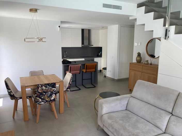 Image No.12-3 Bed House for sale