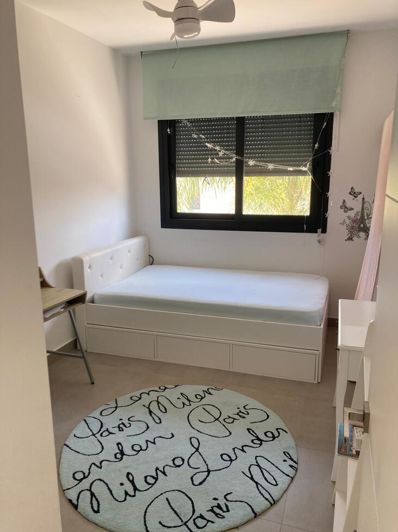 Image No.18-3 Bed House for sale