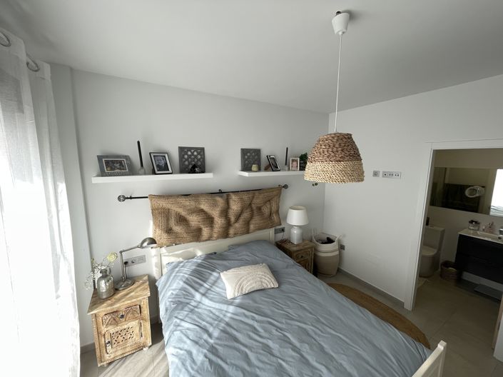 Image No.8-3 Bed Apartment for sale