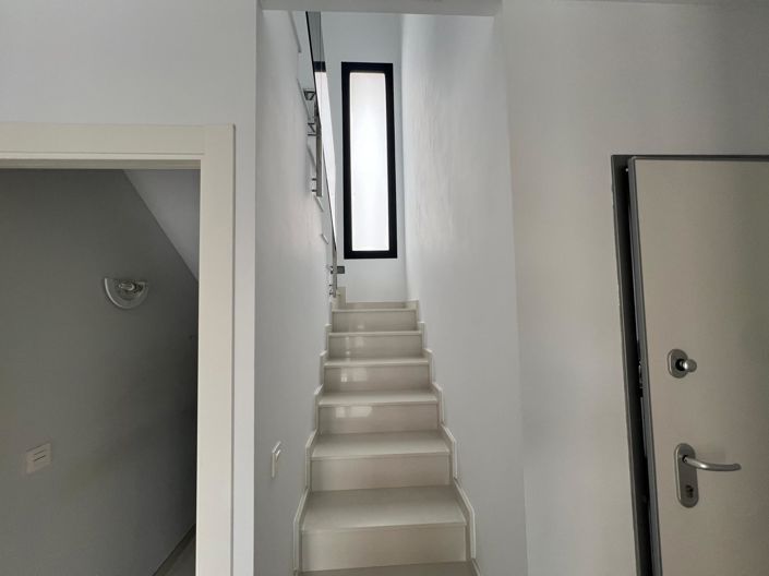 Image No.47-3 Bed Villa for sale