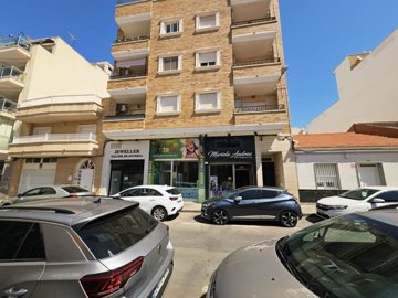 3 Bed Apartment for sale