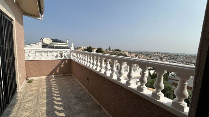 Image No.34-5 Bed Villa for sale