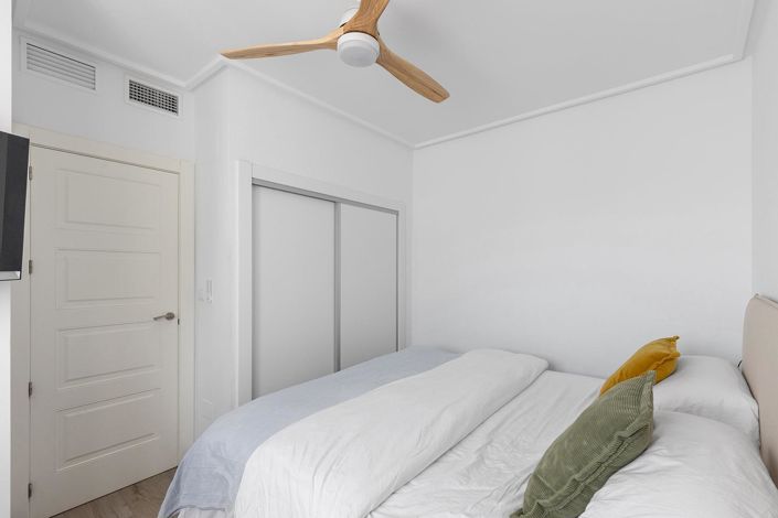 Image No.25-2 Bed Penthouse for sale