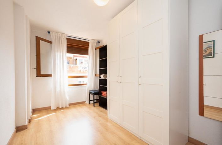 Image No.18-3 Bed Apartment for sale