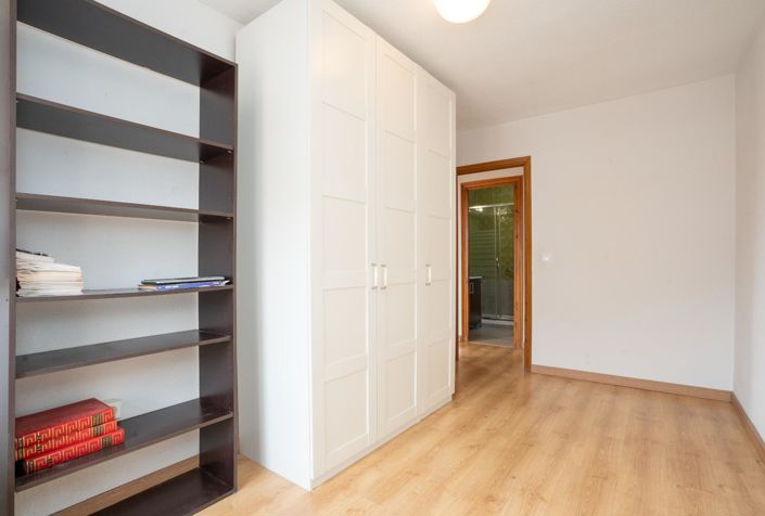 Image No.19-3 Bed Apartment for sale