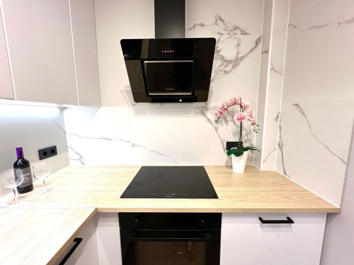 Image No.18-3 Bed Townhouse for sale