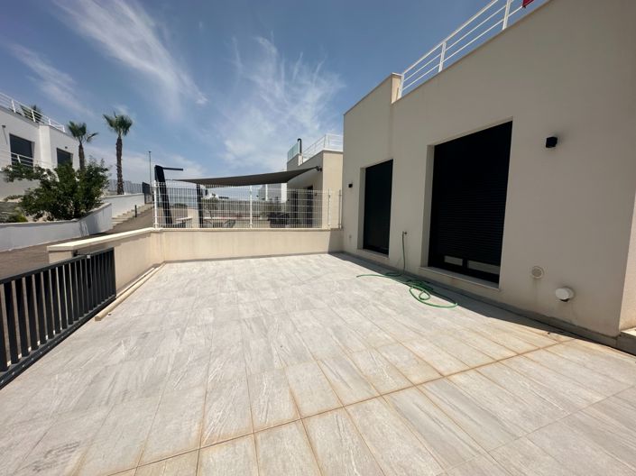 Image No.40-5 Bed Villa for sale