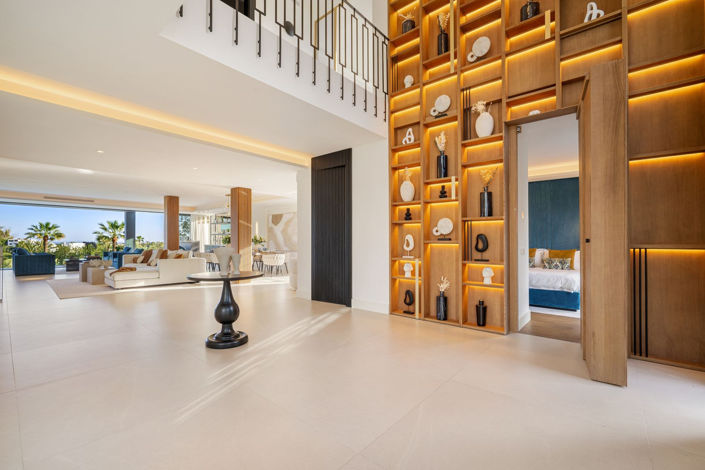 Image No.24-6 Bed Villa for sale