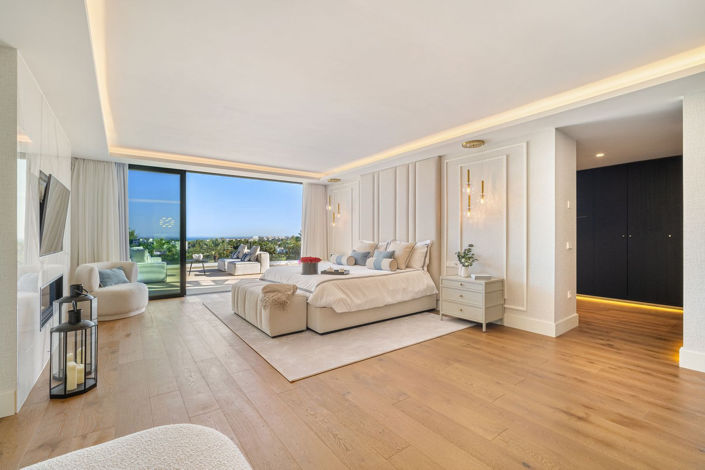 Image No.30-6 Bed Villa for sale