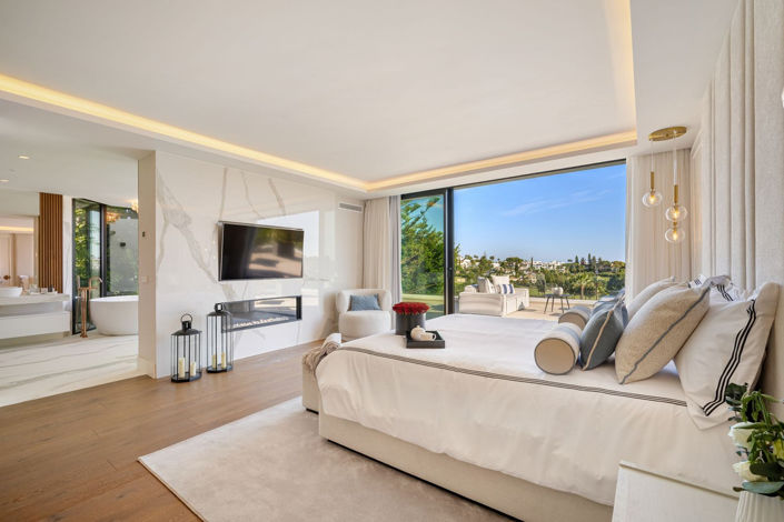 Image No.31-6 Bed Villa for sale