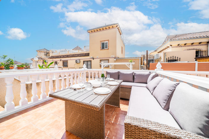 Image No.31-4 Bed Townhouse for sale