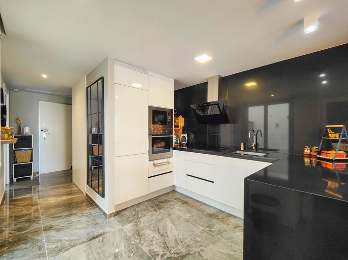 Image No.16-2 Bed Apartment for sale