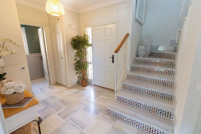 Image No.23-3 Bed Townhouse for sale