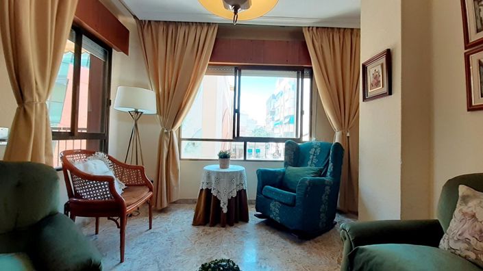 Image No.15-4 Bed Apartment for sale