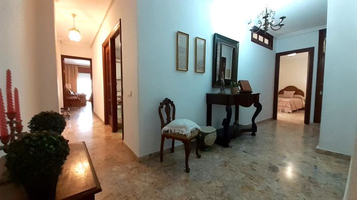 Image No.38-4 Bed Apartment for sale