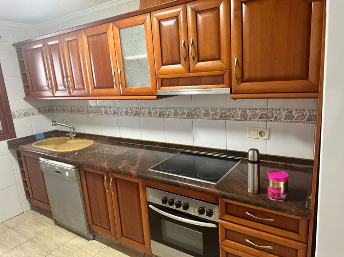 Image No.9-3 Bed Apartment for sale