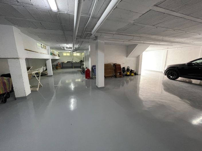 Image No.4-4 Bed Townhouse for sale