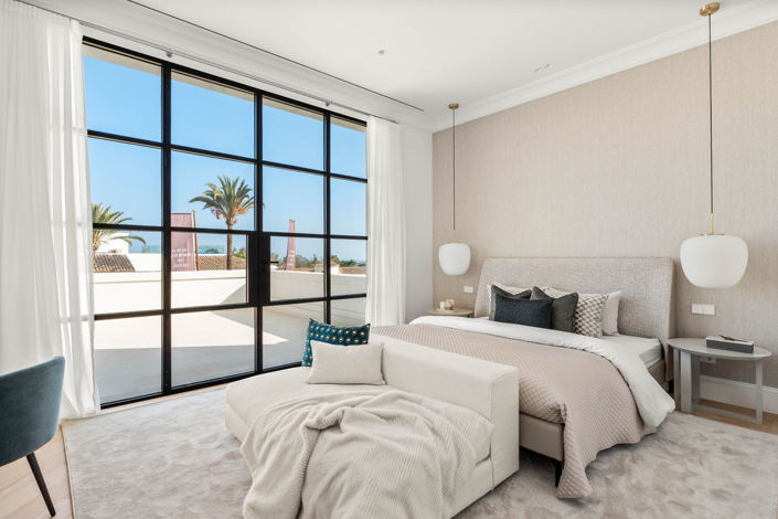 Image No.25-4 Bed Villa for sale