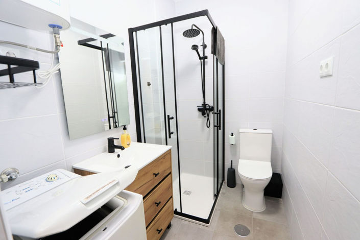 Image No.12-2 Bed Apartment for sale