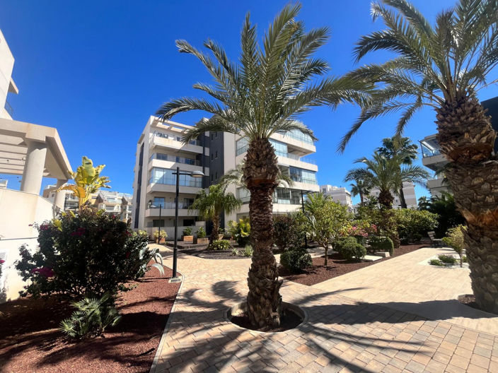 Image No.17-3 Bed Apartment for sale