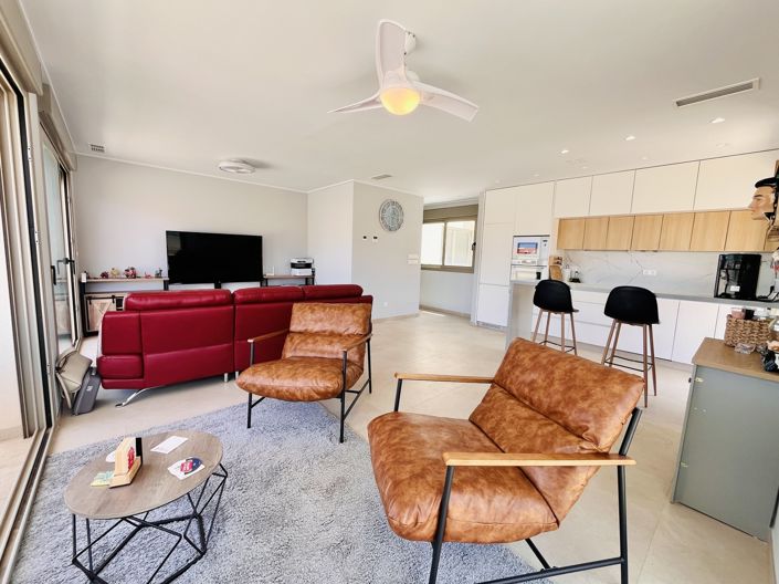 Image No.11-2 Bed Penthouse for sale