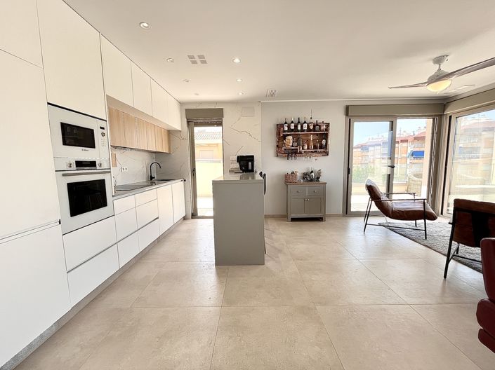 Image No.9-2 Bed Penthouse for sale