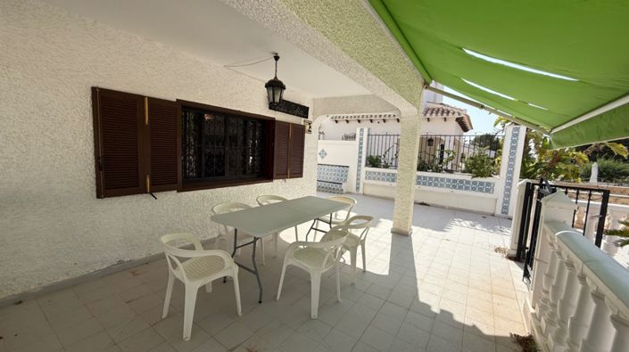 Image No.44-4 Bed Villa for sale