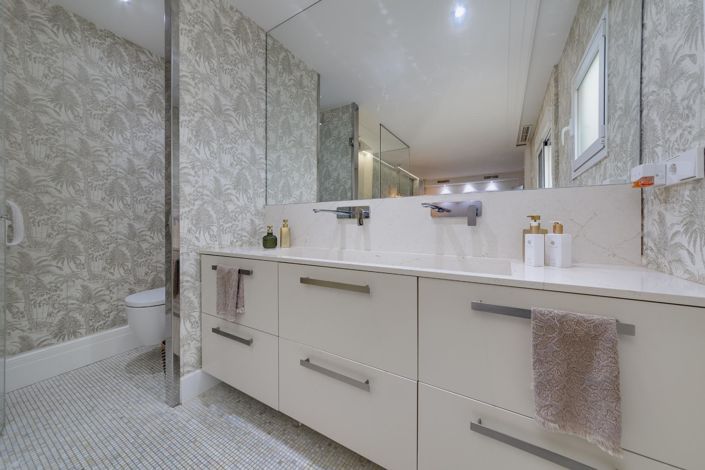 Image No.27-4 Bed Apartment for sale