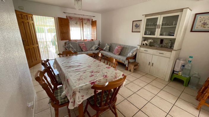 Image No.8-3 Bed Townhouse for sale