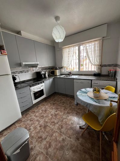 Image No.13-3 Bed Property for sale