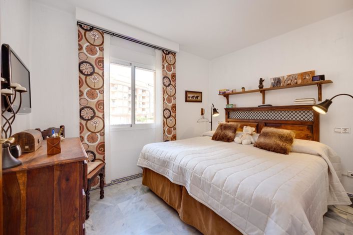 Image No.20-2 Bed Apartment for sale