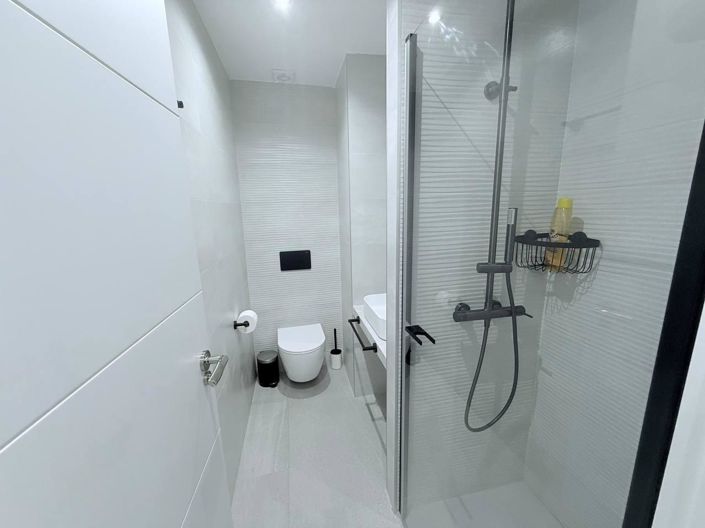 Image No.10-3 Bed Apartment for sale