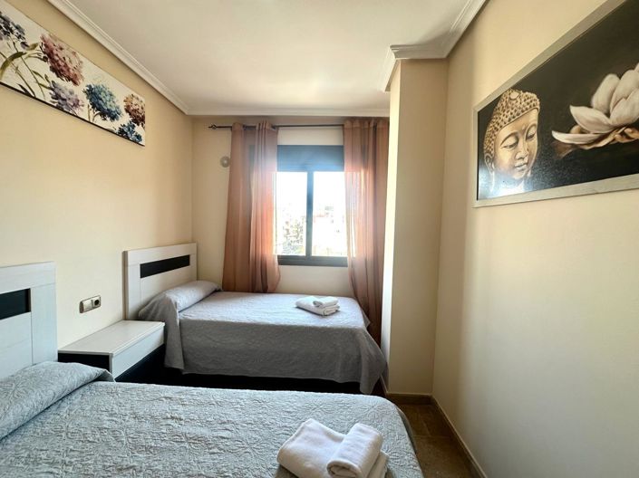 Image No.20-4 Bed Apartment for sale