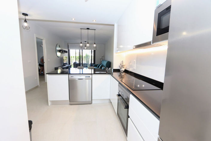 Image No.19-3 Bed Apartment for sale