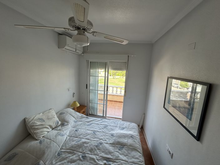 Image No.13-2 Bed Townhouse for sale