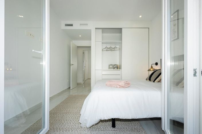 Image No.33-2 Bed Apartment for sale