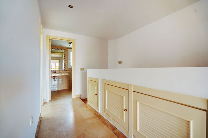 Image No.13-3 Bed Villa for sale